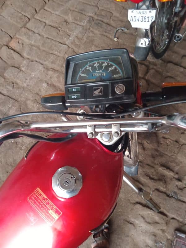 Honda CD 70 4