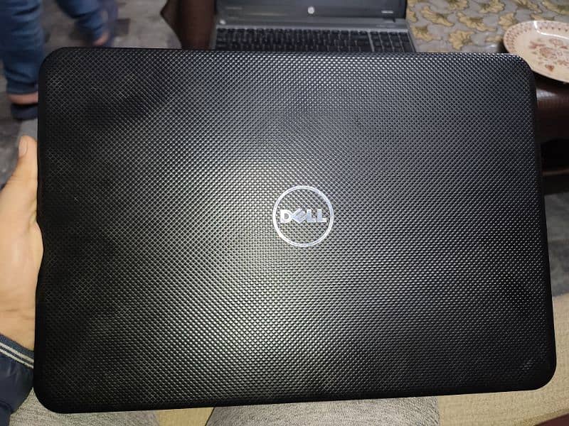 DELL i3-2365M 0