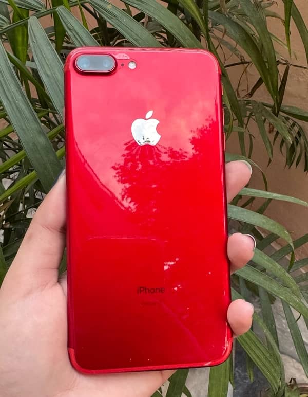 Iphone 7 plus with Box (PTA approved) 0