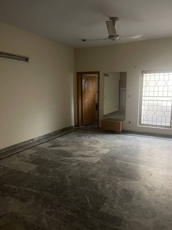 17 Marla Upper Portion For Rent Near By Masjid&Park 9