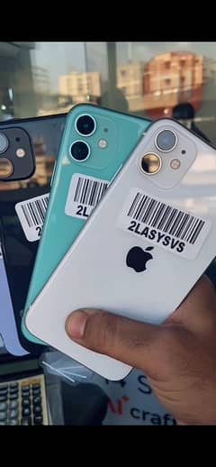 iphone 11 jv 128 gb 10/10 conditions scratch less