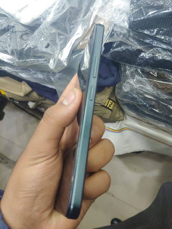 vivo y03t  goog condition 10 by by 1