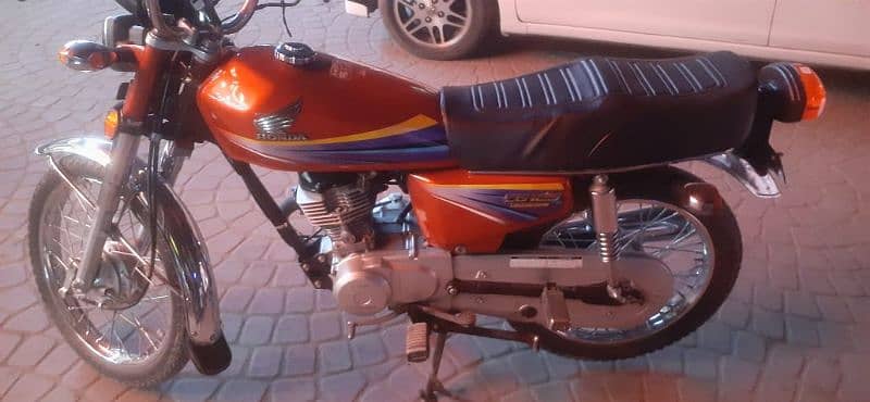 Honda 125 Neat And Clean 0