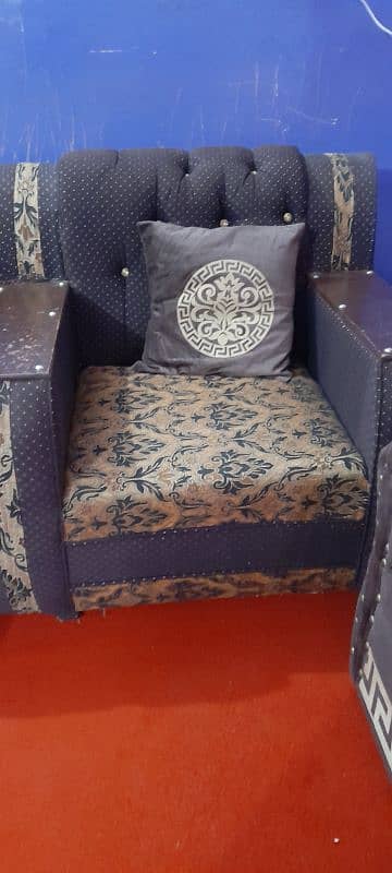 sofa set 5 seater new condition 1