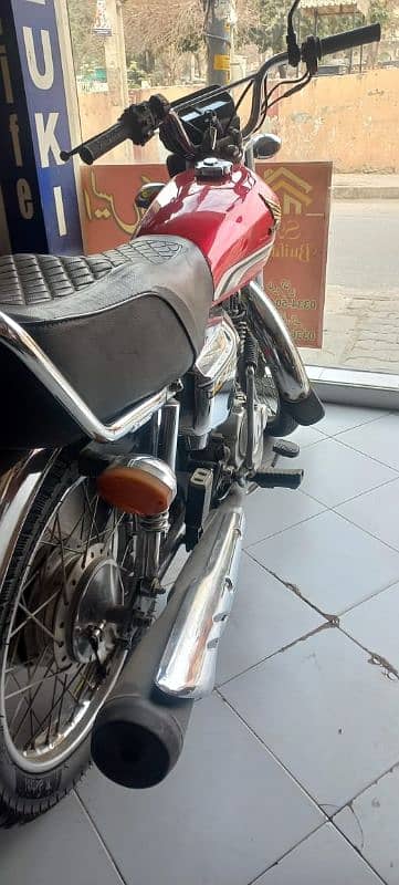 honda 125 SE special edition 3