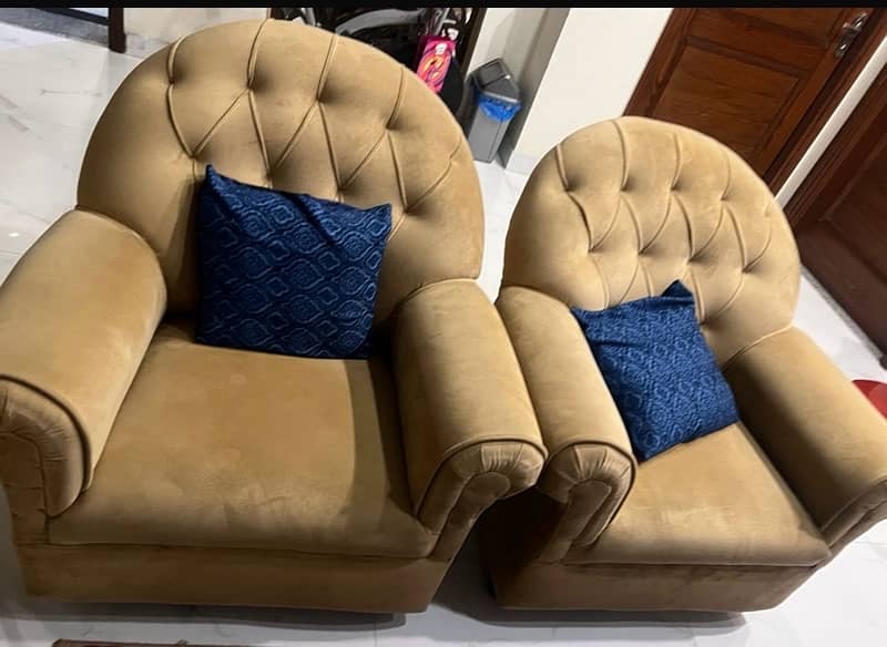 5 seater sofa set for sale 3+1+1 1