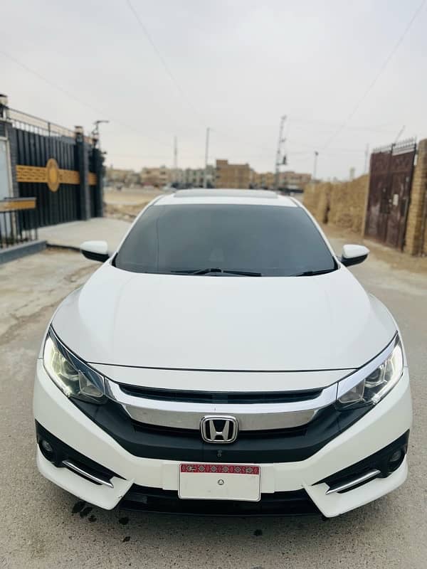 Honda Civic Oriel 2017 0