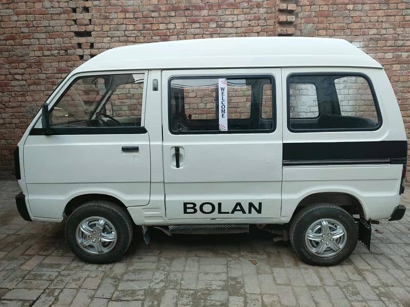 Suzuki Bolan 2011 2