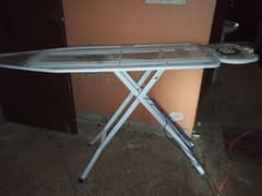 iron stand (10/10) size adjustable very big