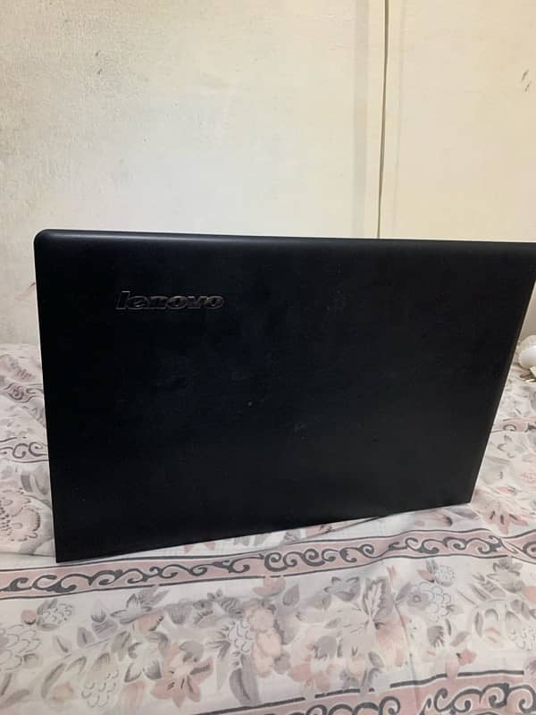 Lenovo IdealPad i5 6th Gen amd radeon 2GB graphic 4gb ram 240ssd 5