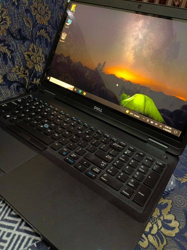 Dell Laptop / Touch Screen / Laptop 0