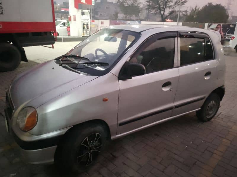 Hyundai Santro 2004 3