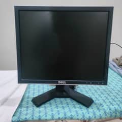 dell LCD 19/19 with power cable and CPU cable for sale 10/10 codition