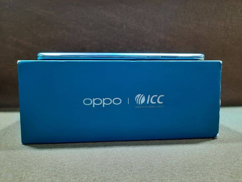 Oppo Reno 4 8+5/128 With Box 6