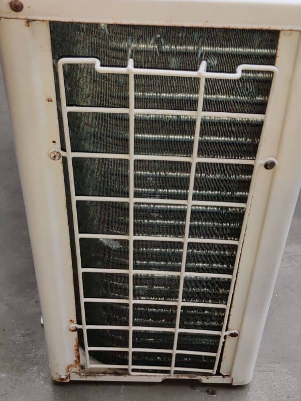 one ton ac non inverter 7