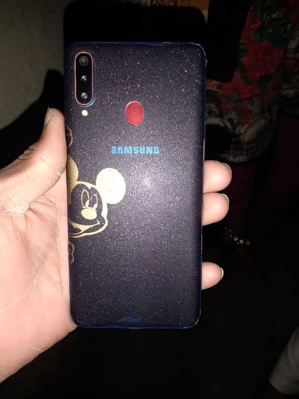 Samsung a20 s 4