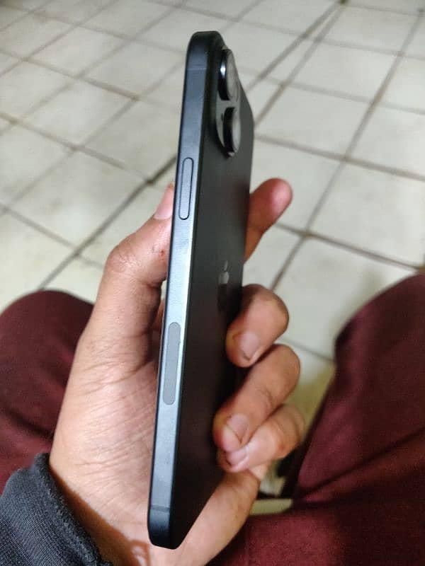 IPhone 15 Plus JV 4