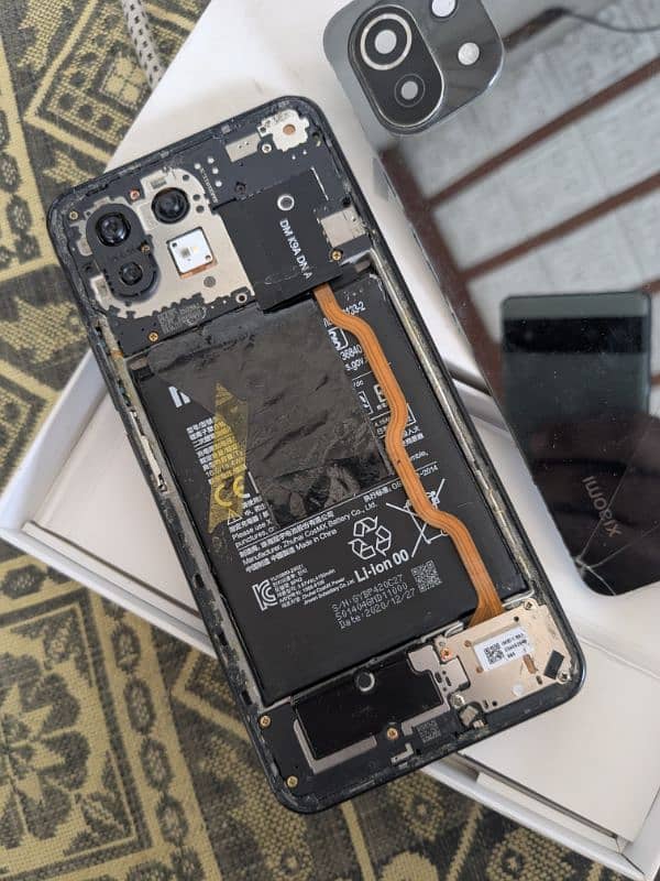 Mi 11 Lite, All Original Parts for sale expect Screen and Fingerprint 1