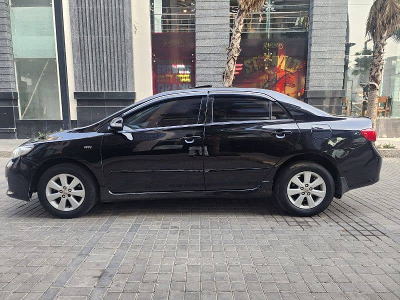 Toyota Corolla Altis 2010 7