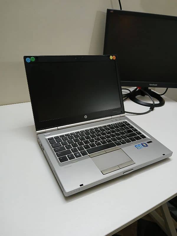 Hp elitebook 8470p core i5 3rd Gen 2