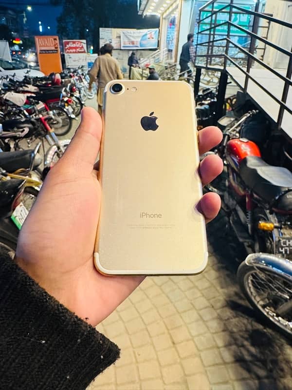 iphone 7 pra approved good condition 0