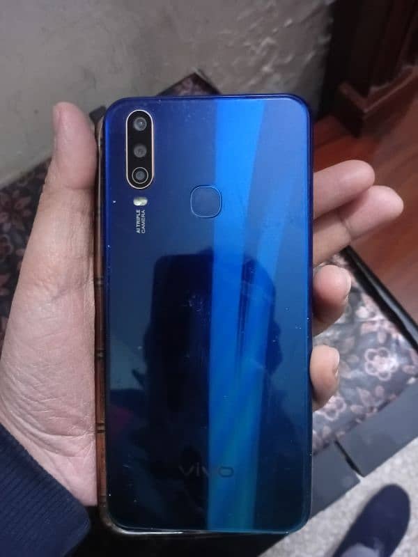 Vivo Y12 1