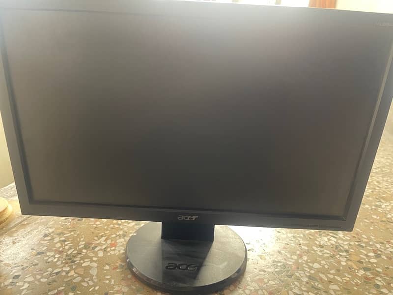 Acer LCD monitor 1