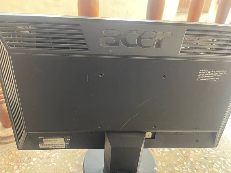 Acer LCD monitor 5