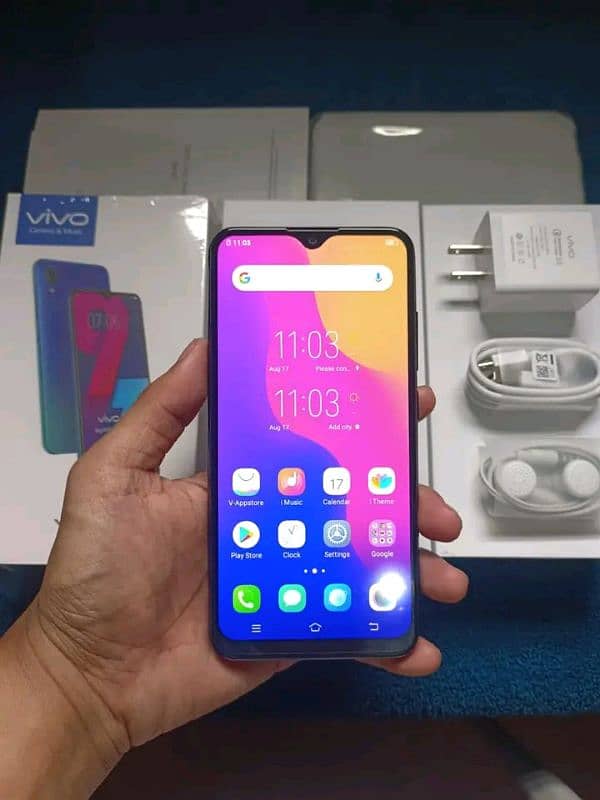 Vivo y93.8+256 GB 03241196127 my whatsapp number 2