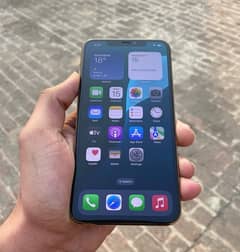 IPhone11Pro Max unlocked sim time ava. . lush con. . What. (03274117805)