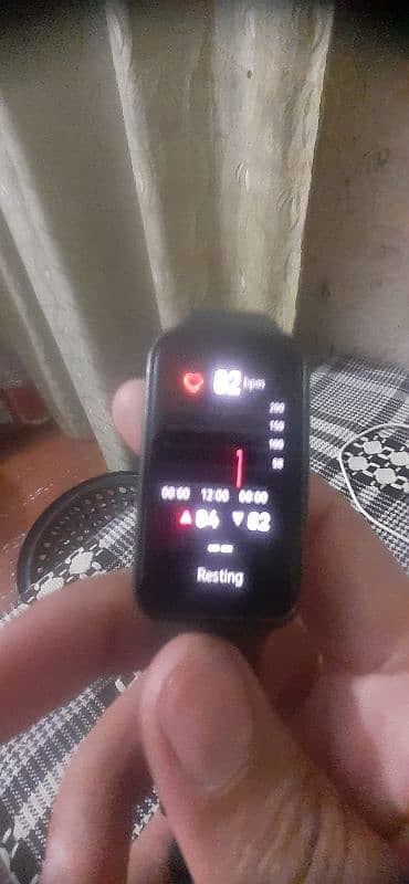 huawei band 8  urgent sale very low price 1