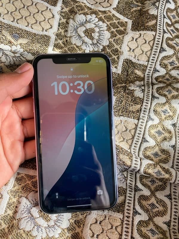 iphone 11 urgent sale no issue exchange possible 6