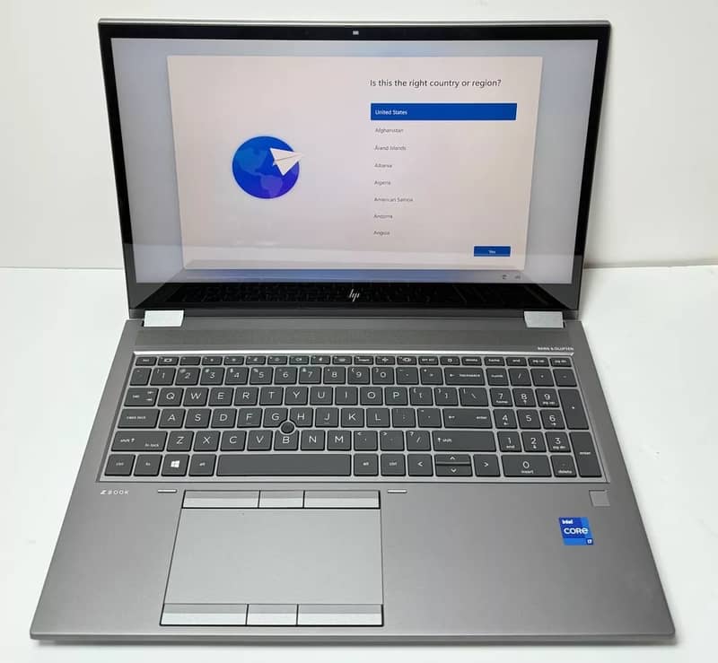 HP ZBook Fury 15 & HP EliteBook 840 G8 0