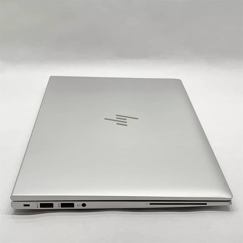 HP ZBook Fury 15 & HP EliteBook 840 G8 10