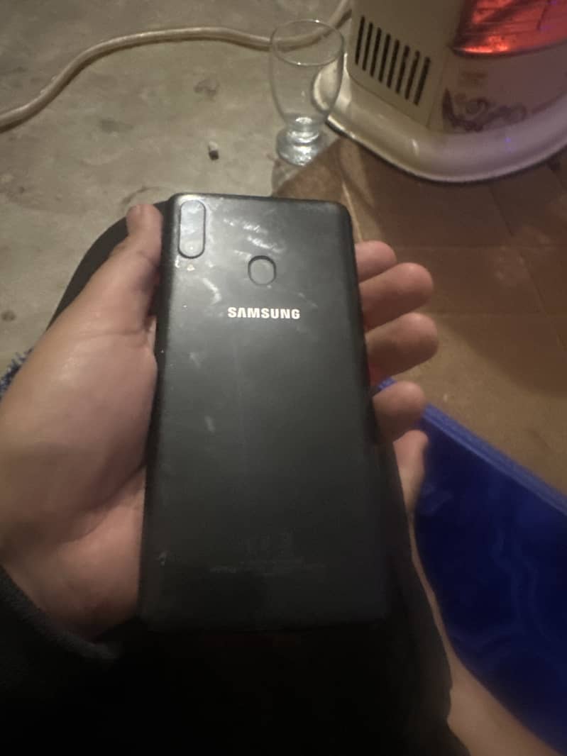 Samsung A20s 1