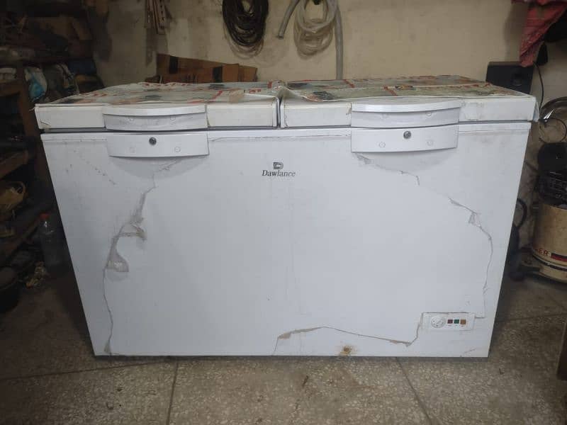 dawlance double door deep freezer 0