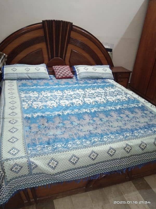 wooden bed 1