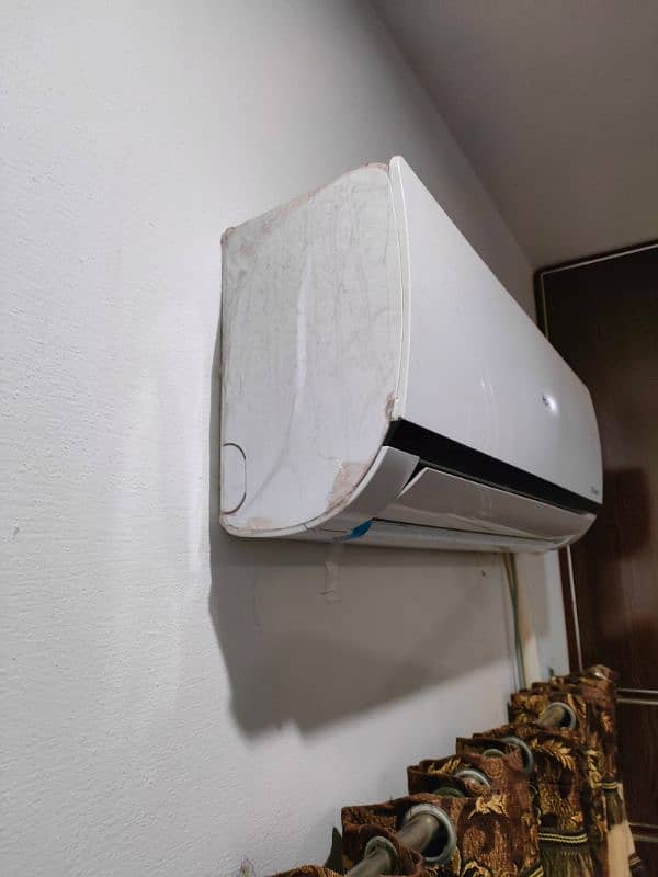 Haier  inverter Ac heat and cool  Hy just 3 month use Howa Hy 0