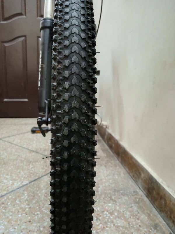 26 INCH IMPORTED (CANOVER) GEAR CYCLE 6 MONTH USED 03265153155 17