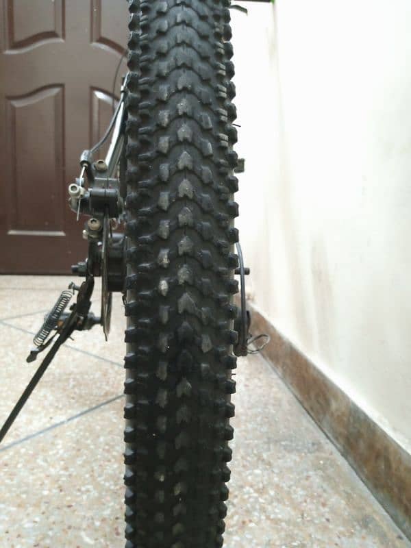 26 INCH IMPORTED (CANOVER) GEAR CYCLE 6 MONTH USED 03265153155 18