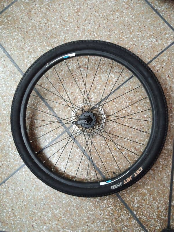 26 INCH IMPORTED (CANOVER) GEAR CYCLE 6 MONTH USED 03265153155 19