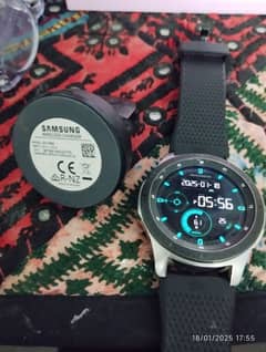 Samsung Galaxy Watch S4 Genuine Sealed Pack 1st owner