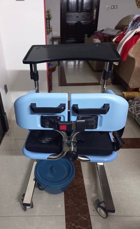 Hydraulic Patient Transfer Wheel Chair 4