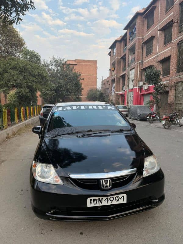 Honda City IDSI 2004 in Doctor use . . . . 8