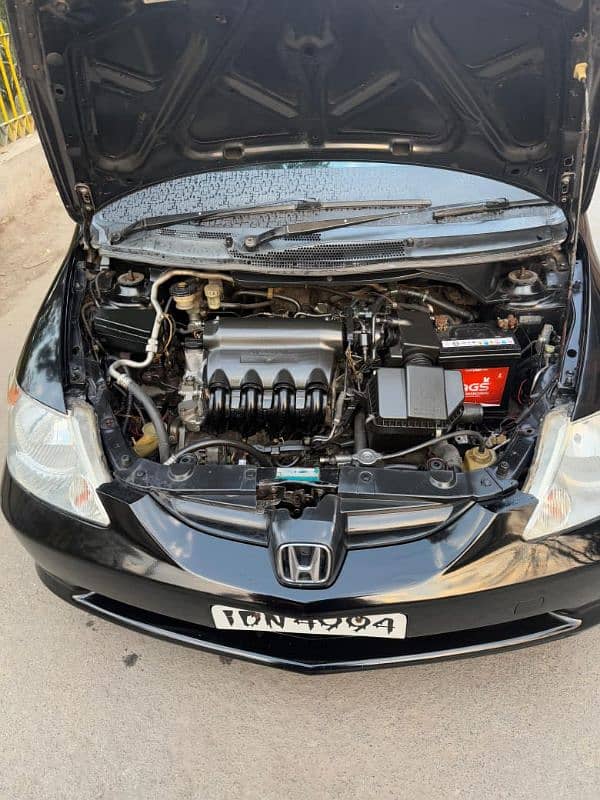 Honda City IDSI 2004 in Doctor use . . . . 10