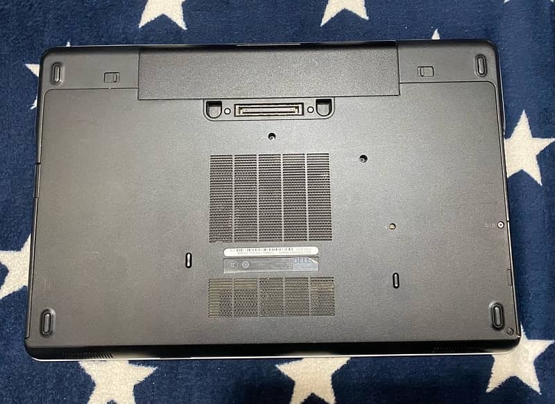 DELL Latitude E6540 5