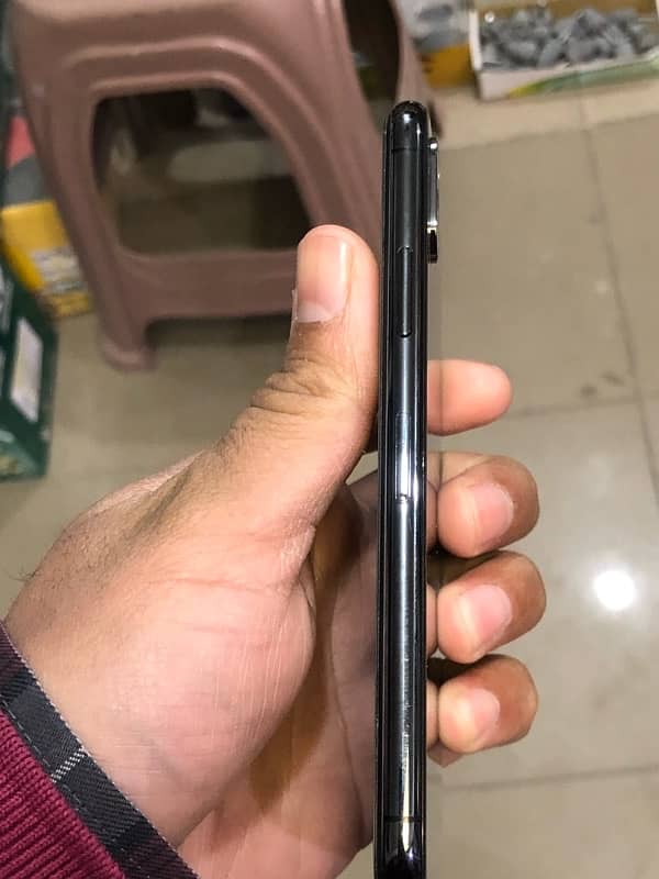 iphone xs 64 approved 2