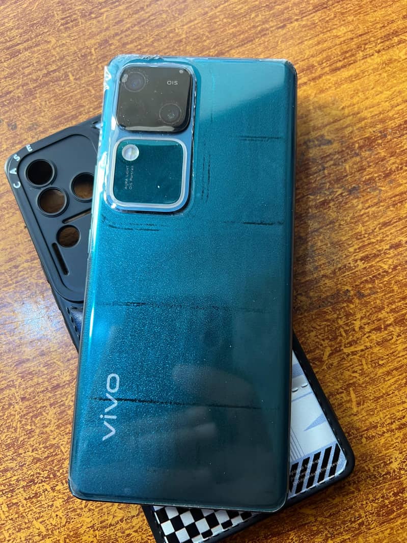 Vivo Other Model v30 12/256 1