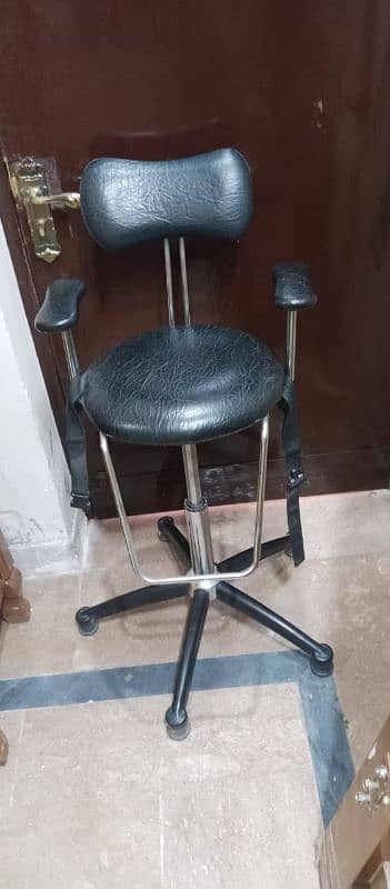 Baby cutting chair 1