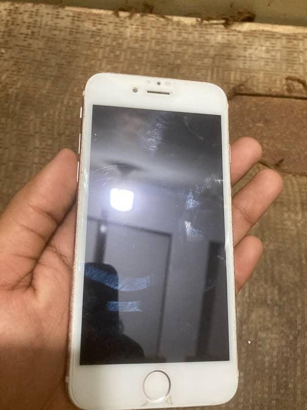 iphone 6s pta approved 64gb 8/10 condition 4